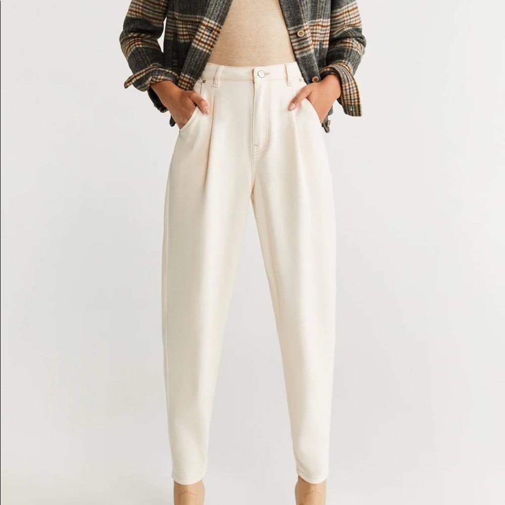 Mango Regina Dart Slouchy Jean Ecru Cream Size 4/36 off white